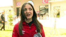 ANKARA - Milli halterci Cansu Bektaş, Azerbaycan'a verdiği sözü tuttu