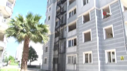 Site bahçesinde kimliği belirsiz bir genç kız cesedi bulundu