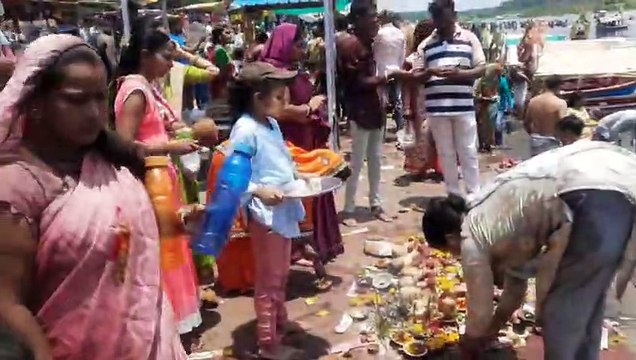 बैशाख पूर्णिमा पर लगी पुण्य की डुबकी