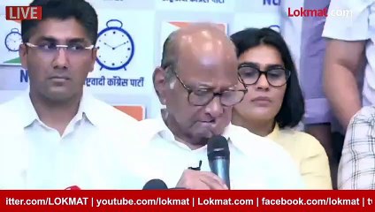 शरद पवारांनी राजीनामा मागे घेतला ‘तो’ क्षण