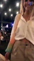 Clara Chía posa ante sus amigas con un nuevo modelito / REDES