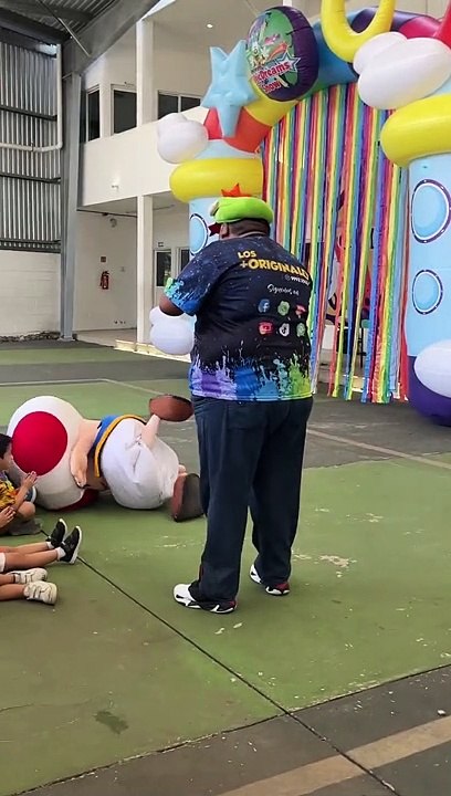 'Toad' Trips in Front of Students