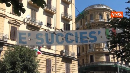 Napoli si sveglia campione d'Italia, ecco lo striscione "E' succies'"