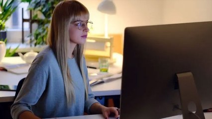 Yeşil Sol Parti Adayı Hakan Öztürk: İşçi sınıfının bir günlük çalışma süresi 6 saat olmalı