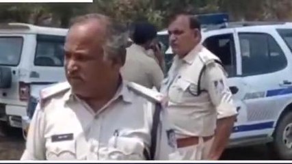 सिंगरौली: रेत माफियाओ की दबंगई, पुलिसकर्मियों पर ट्रैकर चढ़ाने का किया प्रयास