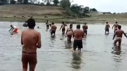 नरसिंहपुर: बुद्ध पूर्णिमा में श्रद्धालु लगा रहे आस्था की डुबकी