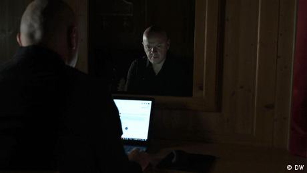 Warum ein ehemaliger Troll heute gegen Hassrede kämpft