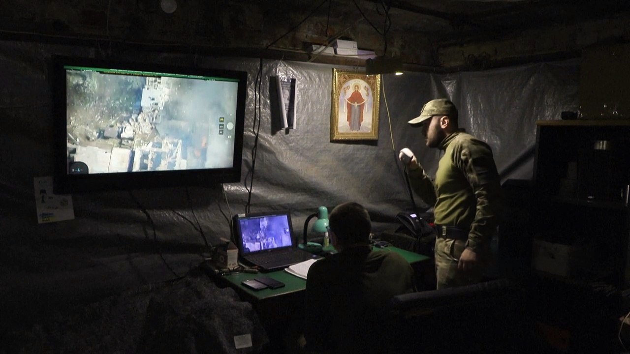 Krieg am Bildschirm - Einblicke in ukrainischen Kommandoraum