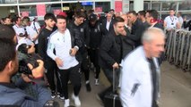 Beşiktaş kafilesine Antalya'da coşkulu karşılama