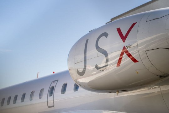 How to Avoid Major Airports and Fly in Jets at Commercial Prices by Flying Semi-private