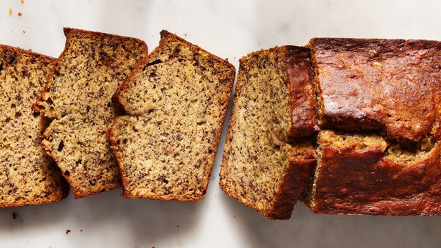 PSA: The Perfect Banana Bread Uses More Bananas Than You Think