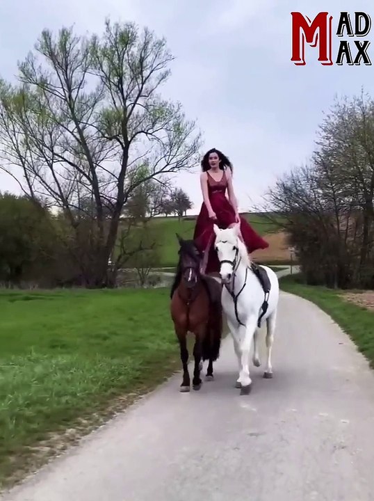 The Girl Stunt Horse Riding #shortvideo