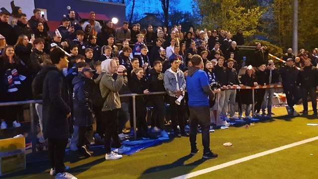 Danny Zankl hält eine Abschiedsrede vor und zu den Fans, Spielern und Anhängern!