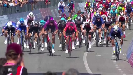 Pedersen gana la sexta etapa del Giro de Italia