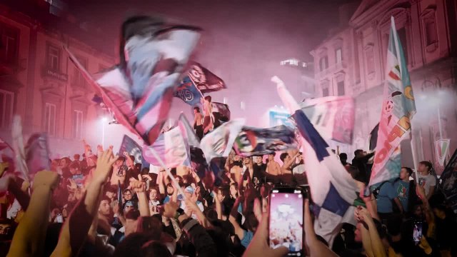 Nápoles: la locura de ganar sin Maradona