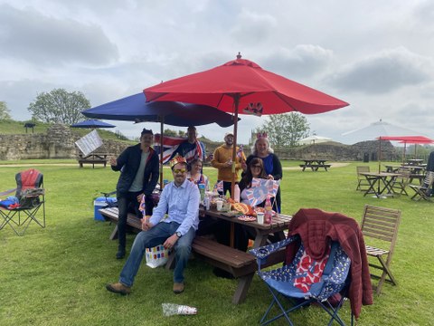 Crowds gather at Pontefract Castle for the Coronation celebrations
