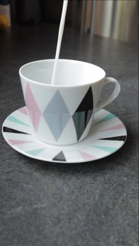 J'aime pas le thé (mais peut-être que je suis nul en thé aussi)