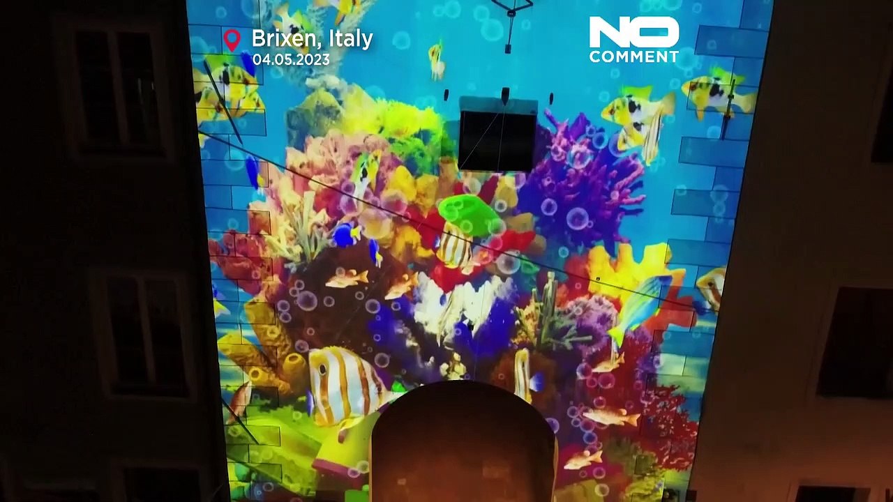 Italian town hosts fifth annual light and water festival