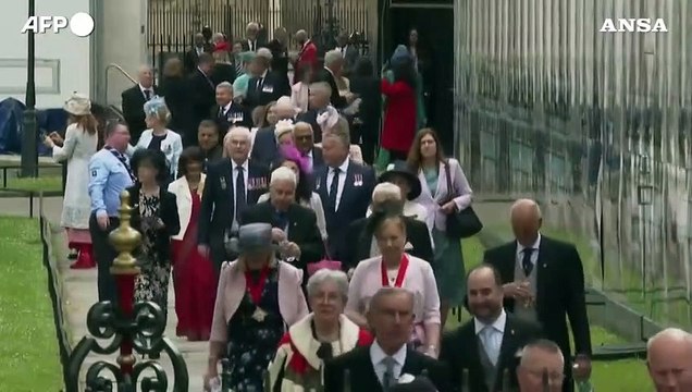 Incoronazione Carlo III, l'arrivo degli invitati all'abbazia di Westminster