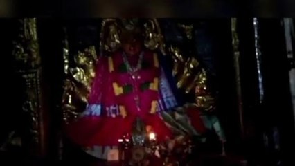 వరంగల్: భద్రకాళి ఆలయంలో అంధకారం.. మండిపడుతున్న భక్తులు