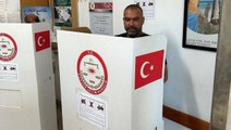 İsrailli eski futbolcu Pini Balili, 2007'de Türk vatandaşlığına geçmişti şuan ise cumhurbaşkanlığı seçimi için oy verdi