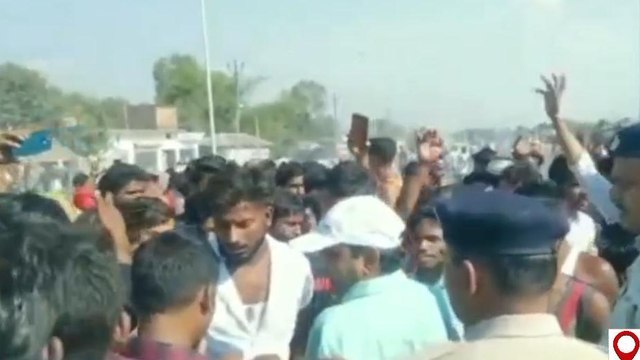कटिहार: सड़क दुर्घटना में एक महिला की मौत, आक्रोशित लोगों ने किया सड़क जाम
