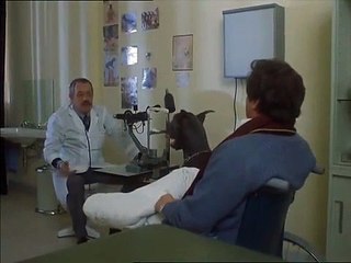 Renato Pozzetto cane alano Gaetano - I cani non parlano...Dotto se continua a comportarsi accusi caggia fa? - scene comiche divertenti film cult La casa stregata