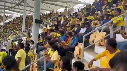 सीएसके के रंग में नजर आया चेपक स्टेडियम