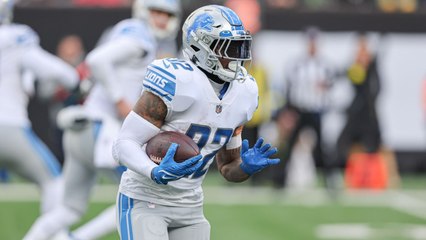 NFL DFS 2023-24: Is D'Andre Swift a Must-Add for Your Lineup? 🏈
