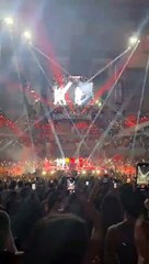 Casi 20.000 personas cantan el 'Quédate' de Quevedo en Madrid