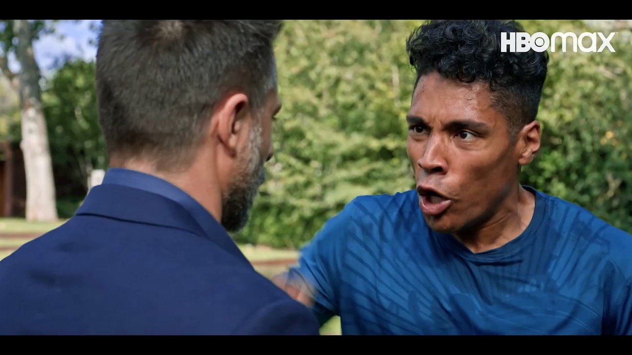 Trailer oficial de Pollos sin Cabeza (Headless Chickens)