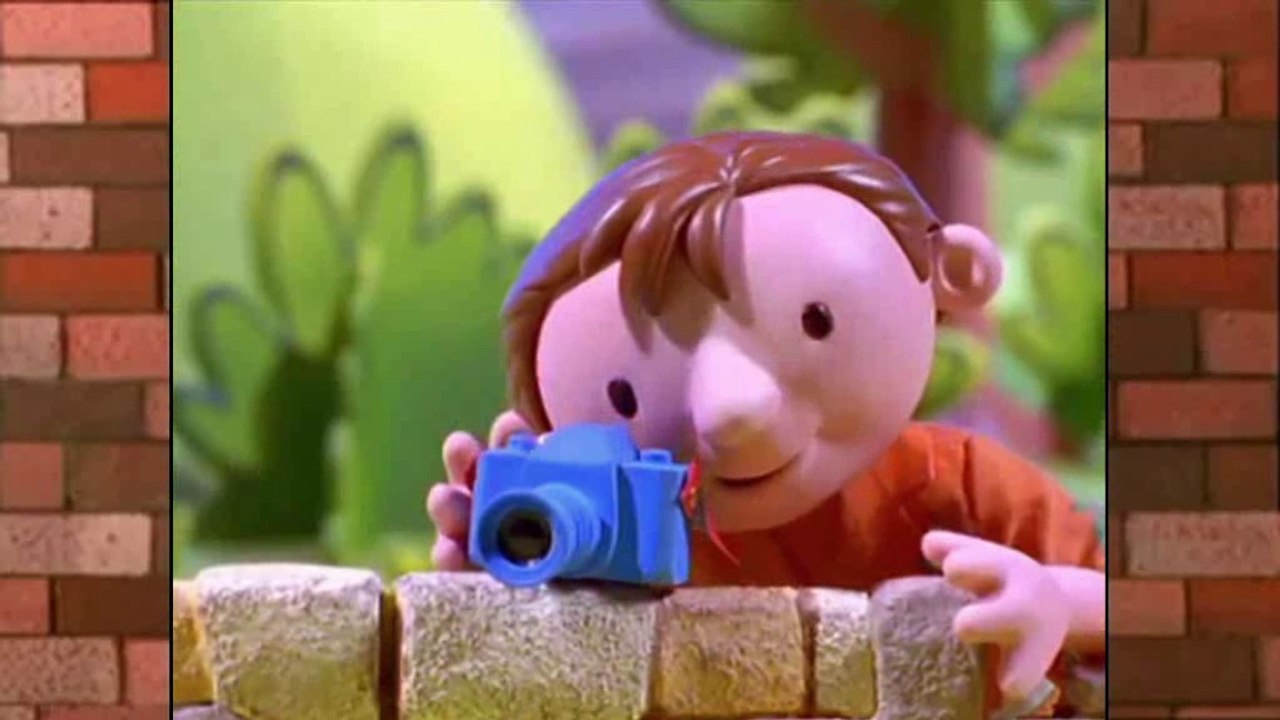 S8x01 Bob the Photographer (US DUB)