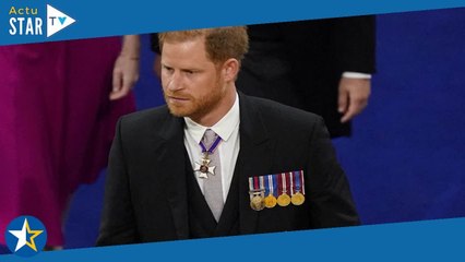 Prince Harry : son attitude jugée arrogante au couronnement de son père, "Il était heureux d'être de