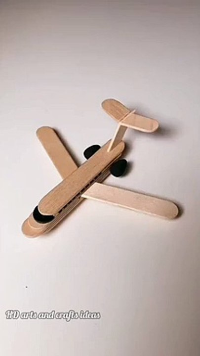 How to make an airplane ✈ with an ice cream stick