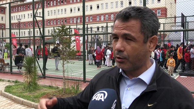 MALATYA - Depremzede çocuklar, Gençlik ve Spor Bakanlığının malzeme desteğiyle spor yapıyor