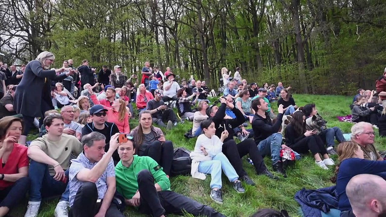 Rahmedetalbrücke in NRW erfolgreich gesprengt