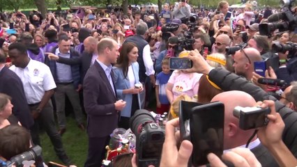 Le prince William et la princesse Kate se sont rendus à Windsor en surprise.