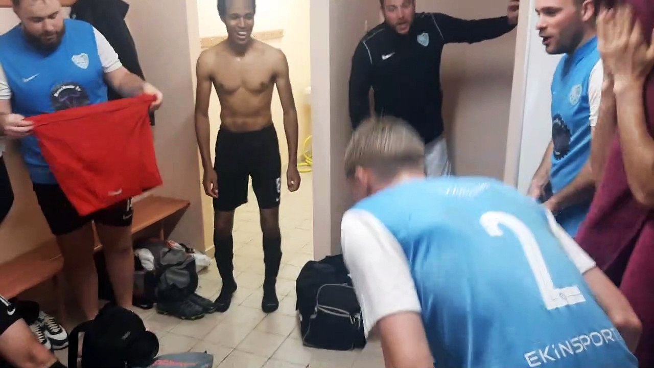 SENIORS B /// LE CHANT DE LA VICTOIRE FACE A POUILLY BESIKTAS (07/05)