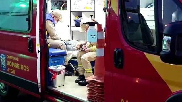 Mulher sofre luxação no joelho durante queda no Ecopark Oeste