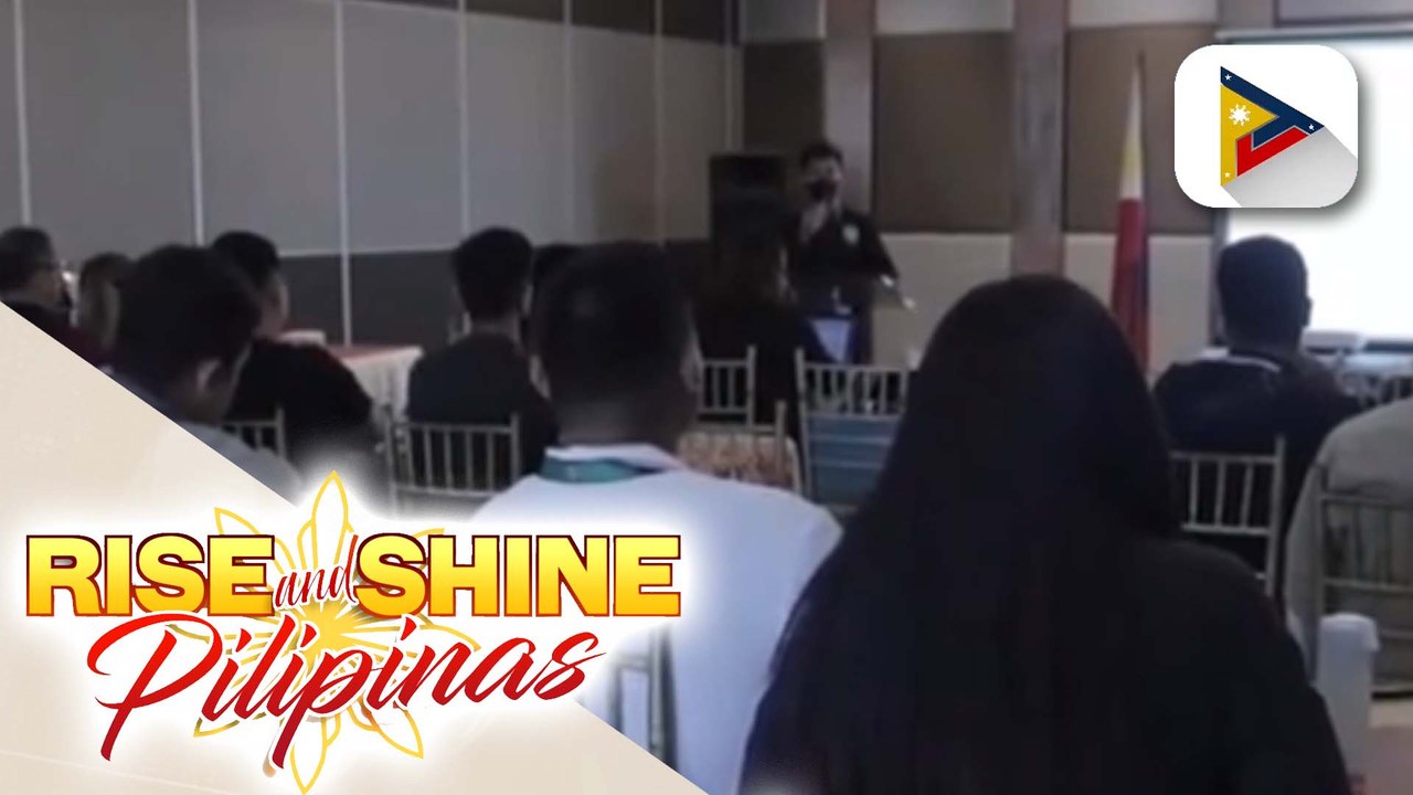 Higit 30 indibidwal kabilang ang ilang kawani ng radyo, sumailalim sa radio broadcasting training...