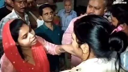 भागलपुर: पति-पत्नी के बीच सड़क पर चला हाई वोल्टेज ड्रामा, देखें वीडियो