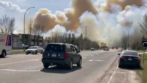 مقاطع فيديو تحبس الأنفاس لحرائق الغابات غير المسبوقة في كندا