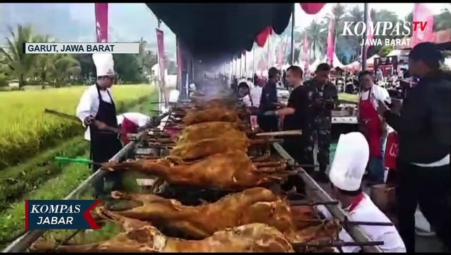 210 Domba Guling Massal Pecahkan Rekor Muri