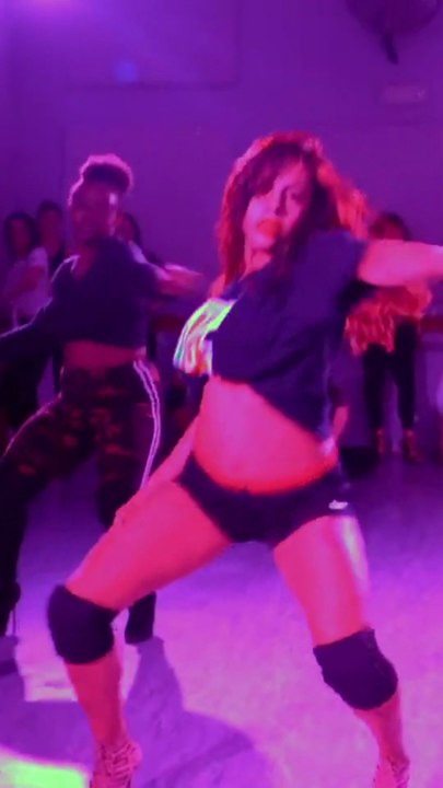 Kickin' Back Shors Video