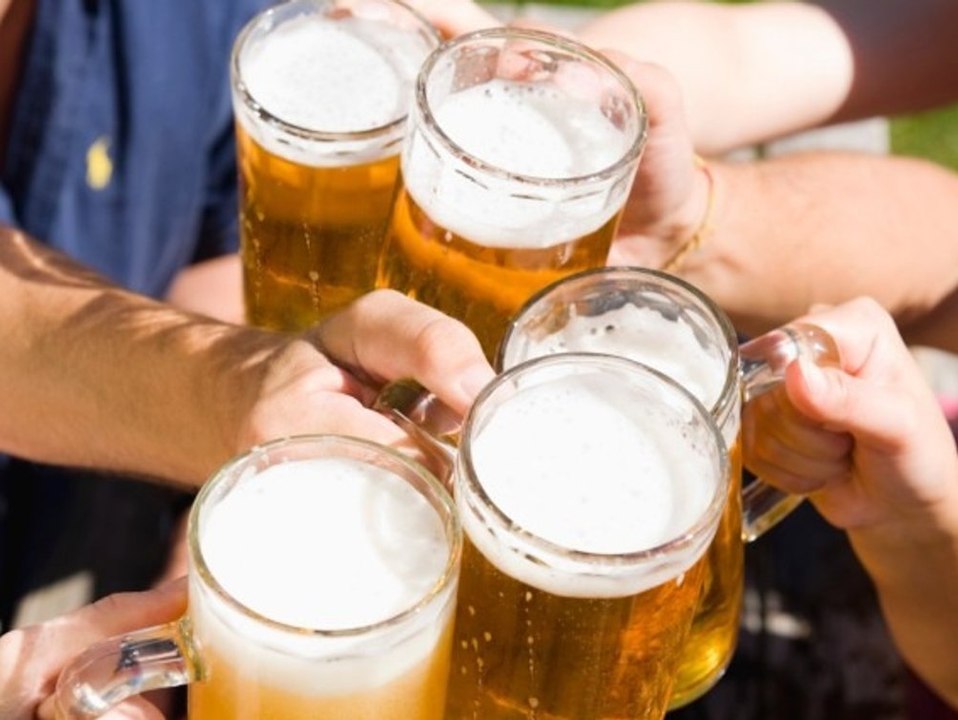 Wird 2023 der teuerste Biergarten-Sommer aller Zeiten?