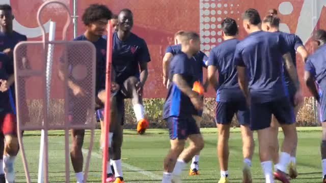 Entrenamiento del Sevilla previo a la crucial eliminatoria europea contra la Juventus