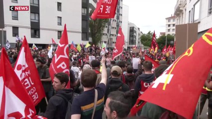 Des manifestants à Lyon pour l’arrivée d’Emmanuel Macron