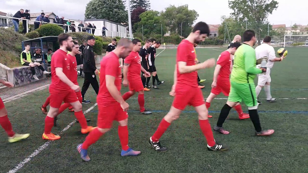 L'ENTRÉE DES JOUEURS ST BARTH GROZON VERNOUX VS AS DU PIC