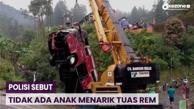 Kerahkan Alat Berat, Evakuasi Bus Masuk Jurang di Guci Sempat Alami Kendala