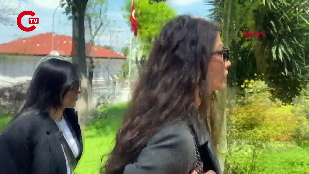 8 aylık evlilik tek celsede bitti: Oğuzhan Koç ve Demet Özdemir boşandı